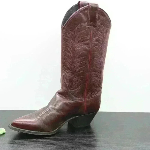 Justin Women's Cordovan Brown Leather Boots - Picture 4 of 10